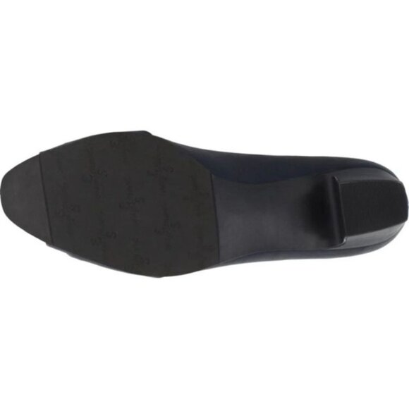 Easy Street Eloise Pumps - Picture 4 of 5